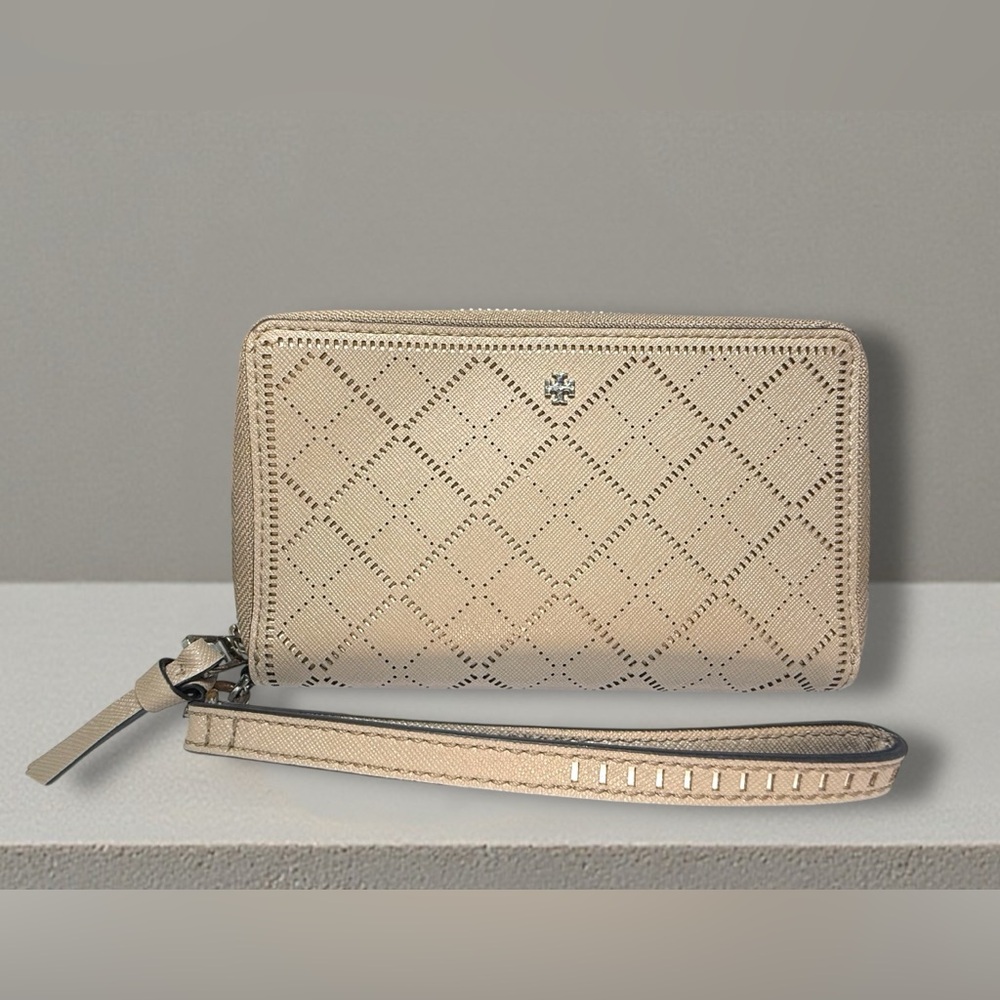 ✨EUC Tory Burch Diamond Laser Cut Zip Around, Leather Wallet/Wristlet